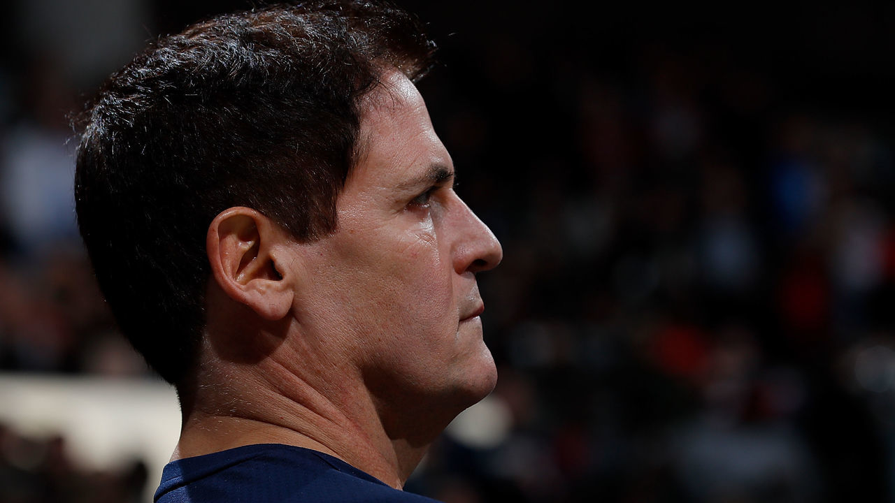 ATLANTA, GA - DECEMBER 23: Mark Cuban, owner of the Dallas Mavericks, looks on in the final seconds of their 112-107 loss to the Atlanta Hawks at Philips Arena on December 23, 2017 in Atlanta, Georgia.