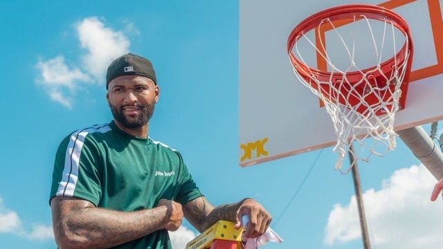 Watch: Cousins unveils Alabama basketball court he donated $250K to build