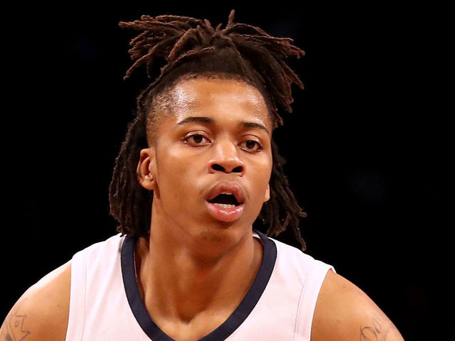 NEW YORK, NY - MARCH 19: Deyonta Davis #21 of the Memphis Grizzlies looks down the court in the first quarter against the Brooklyn Nets during their game at Barclays Center on March 19, 2018 in the Brooklyn borough of New York City.