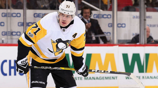GLENDALE, AZ - DECEMBER 16: Evgeni Malkin #71 of the Pittsburgh Penguins during the NHL game against the Arizona Coyotes at Gila River Arena on December 16, 2017 in Glendale, Arizona. The Penguins defeated the Coyotes 4-2.