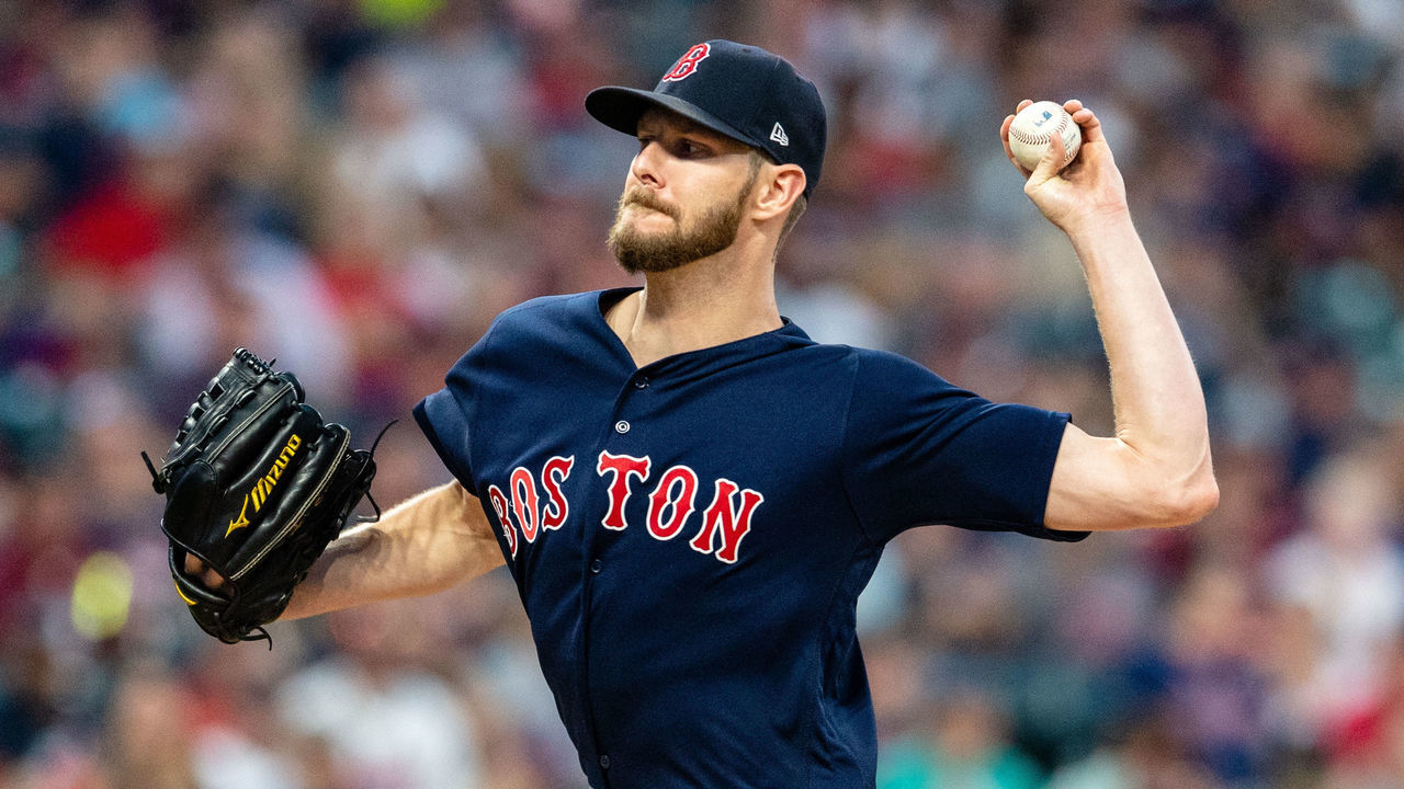 CLEVELAND, OH - SEPTEMBER 21: Chris Sale #41 of the Boston Red Sox pitches during the first inning against the Cleveland Indians at Progressive Field on September 21, 2018 in Cleveland, Ohio.