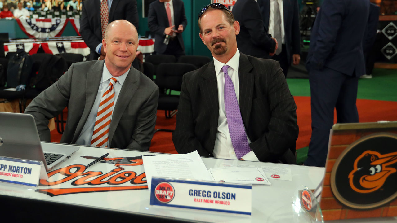 SECAUCUS, NJ - JUNE : Baltimore Orioles team reps Tripp Norton and Gregg Olson pose for a photo prior to the 2018 Major League Baseball Draft at Studio 42 at the MLB Network on Monday, June 4, 2018 in Secaucus, New Jersey.