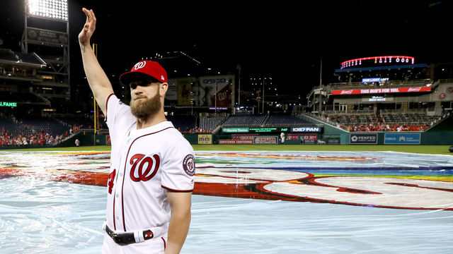 WASHINGTON, DC - SEPTEMBER 26: Bryce Harper #34 of the Washington Nationals waves to the crowd following the Nationals 9-3 win over the Miami Marlins during their last home game of the year at Nationals Park on September 26, 2018 in Washington, DC.