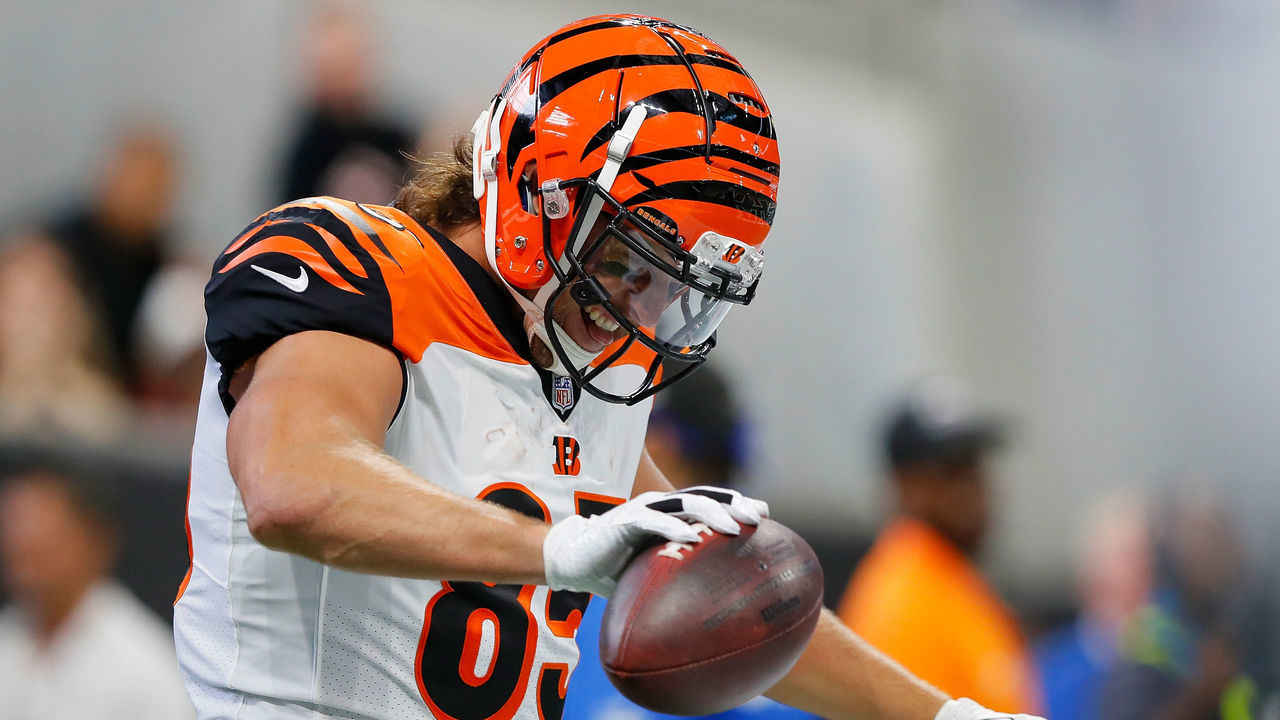 ATLANTA, GA - SEPTEMBER 30: Tyler Eifert #85 of the Cincinnati Bengals celebrates a touchdown during the first quarter against the Atlanta Falcons at Mercedes-Benz Stadium on September 30, 2018 in Atlanta, Georgia.