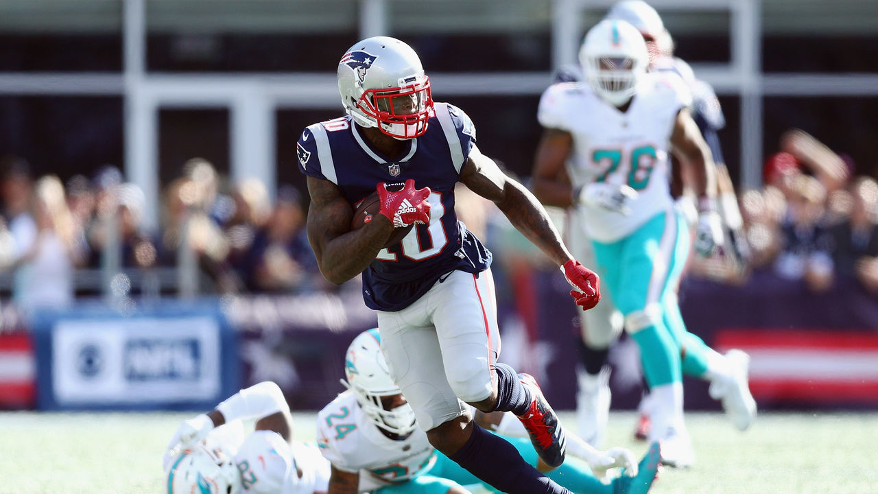 FOXBOROUGH, MA - SEPTEMBER 30: Josh Gordon #10 of the New England Patriots runs with the ball after making a reception during the second half against the Miami Dolphins at Gillette Stadium on September 30, 2018 in Foxborough, Massachusetts.