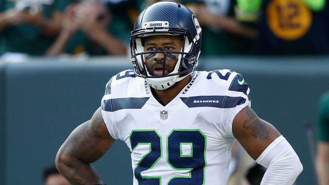 GREEN BAY, WI - SEPTEMBER 10: Earl Thomas #29 of the Seattle Seahawks reacts after a third quarter touchdown reception by Jordy Nelson #87 of the Green Bay Packers at Lambeau Field on September 10, 2017 in Green Bay, Wisconsin.
