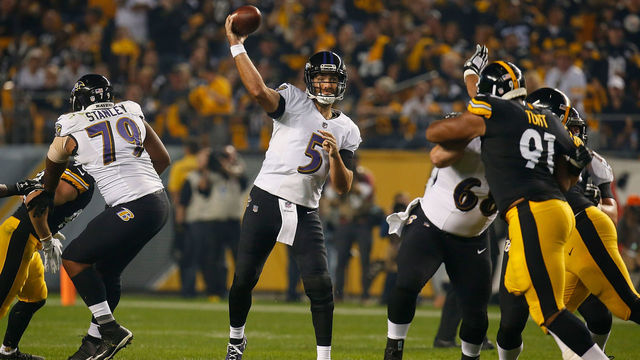 PITTSBURGH, PA - SEPTEMBER 30: Joe Flacco #5 of the Baltimore Ravens drops back to pass in the first quarter during the game against the Pittsburgh Steelers at Heinz Field on September 30, 2018 in Pittsburgh, Pennsylvania.