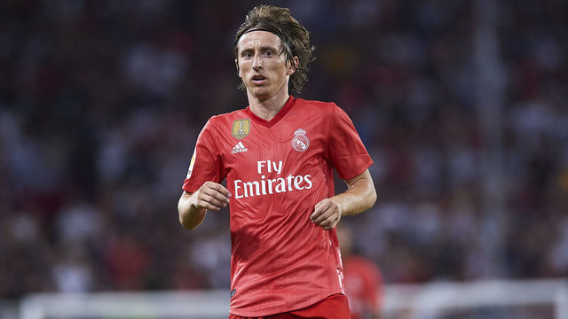 SEVILLE, SPAIN - SEPTEMBER 26: Luka Modric of Real Madrid CF looks on during the La Liga match between Sevilla FC and Real Madrid CF at Estadio Ramon Sanchez Pizjuan on September 26, 2018 in Seville, Spain.