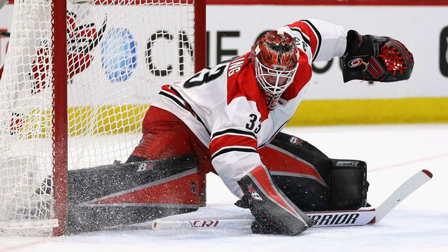 CHICAGO, IL - MARCH 08: Scott Darling #33 of the Carolina Hurricanes makes a save against the Chicago Blackhawks at the United Center on March 8, 2018 in Chicago, Illinois. The Hurricanes defeated the Blackhawks 3-2.