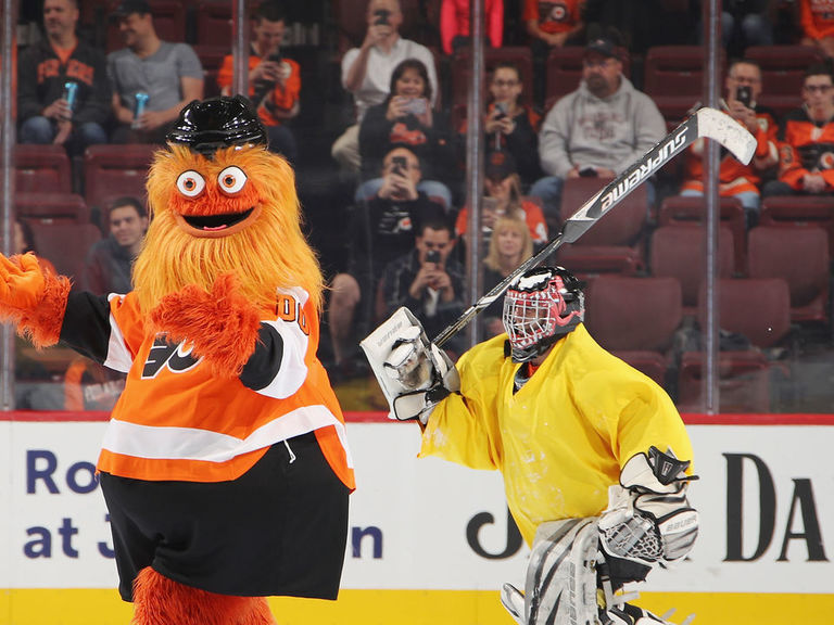 Look: Gritty gets an Upper Deck rookie card