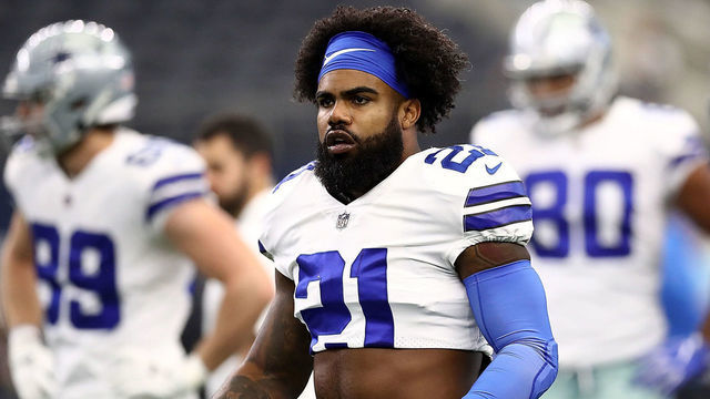 ARLINGTON, TX - SEPTEMBER 30: Ezekiel Elliott #21 of the Dallas Cowboys at AT&T Stadium on September 30, 2018 in Arlington, Texas.