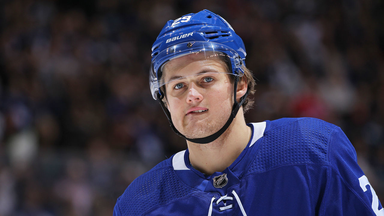 TORONTO, ON - MARCH 17: William Nylander #29 of the Toronto Maple Leafs gets set to take a faceoff against the Montreal Canadiens during an NHL game at the Air Canada Centre on March 17, 2018 in Toronto, Ontario, Canada. The Maple Leafs defeated the Canadiens 4-0.