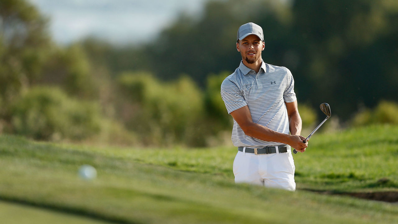 HAYWARD, CA - AUGUST 04: Stephen Curry plays a shot out of a bunker of the fifteenth hole during round two of the Ellie Mae Classic at TCP Stonebrae on August 4, 2017 in Hayward, California.