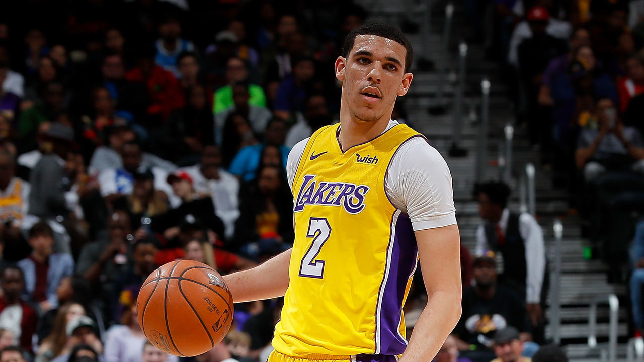 ATLANTA, GA - FEBRUARY 26: Lonzo Ball #2 of the Los Angeles Lakers runs the offense against the Atlanta Hawks at Philips Arena on February 26, 2018 in Atlanta, Georgia.