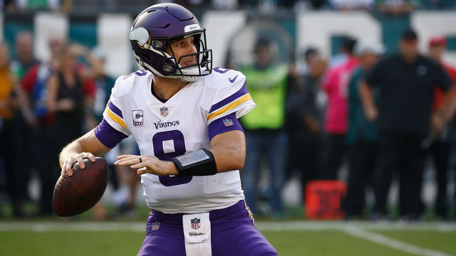 PHILADELPHIA, PA - OCTOBER 07: Quarterback Kirk Cousins #8 of the Minnesota Vikings looks to pass against the Philadelphia Eagles during the first quarter at Lincoln Financial Field on October 7, 2018 in Philadelphia, Pennsylvania.