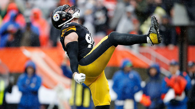 CLEVELAND, OH - SEPTEMBER 09: T.J. Watt #90 of the Pittsburgh Steelers reacts after making a sack during the third quarter against the Cleveland Browns at FirstEnergy Stadium on September 9, 2018 in Cleveland, Ohio.