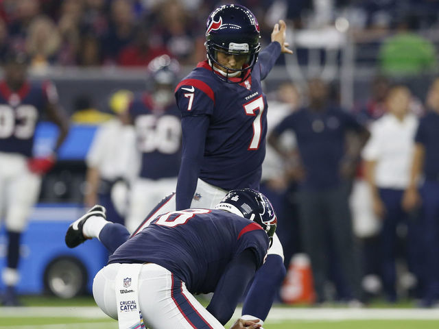 HOUSTON, TX - OCTOBER 07: Ka'imi Fairbairn #7 of the Houston Texans attemps a field against the Dallas Cowboys in the first quarter at NRG Stadium on October 7, 2018 in Houston, Texas.