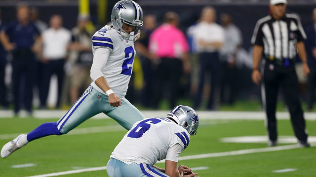 HOUSTON, TX - OCTOBER 07: Brett Maher #2 of the Dallas Cowboys attempts a field goal against the Houston Texans in the first quarter at NRG Stadium on October 7, 2018 in Houston, Texas.