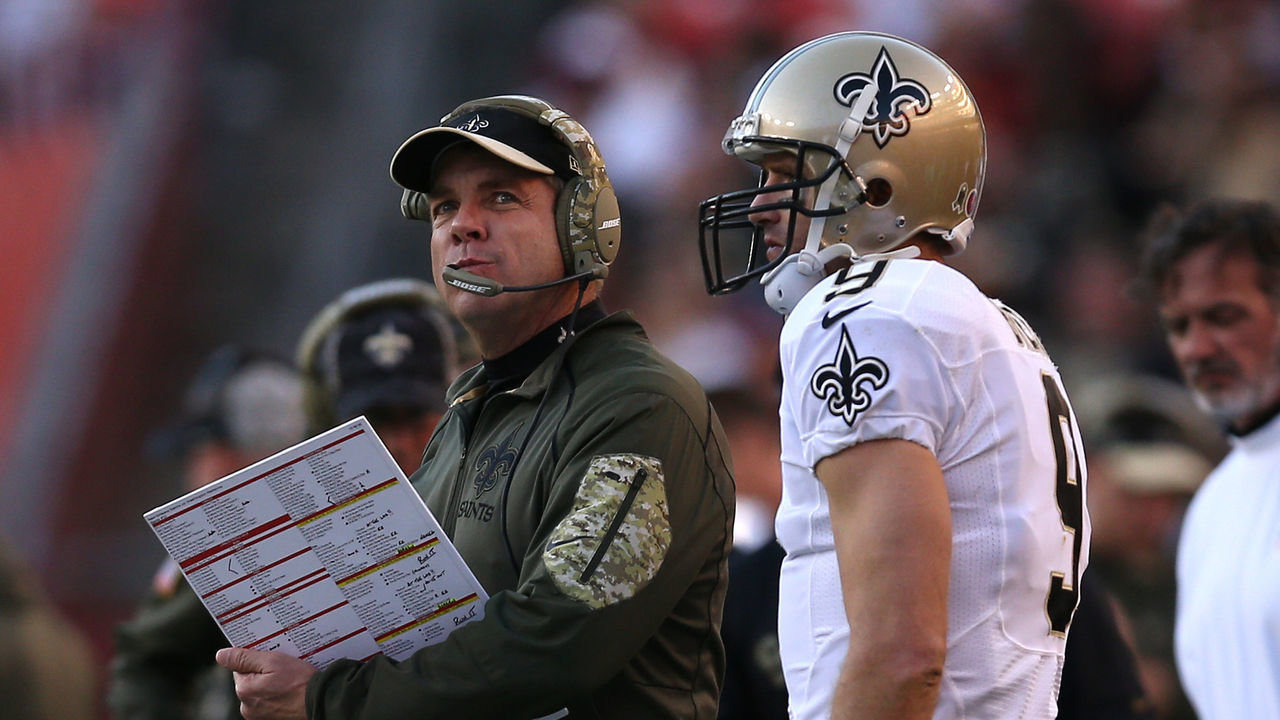 LANDOVER, MD - NOVEMBER 15: Head coach Sean Payton of the New Orleans Saints and quarterback Drew Brees #9 of the New Orleans Saints look on against the Washington Redskins in the second half at FedExField on November 15, 2015 in Landover, Maryland. The Washington Redskins won, 47-14.
