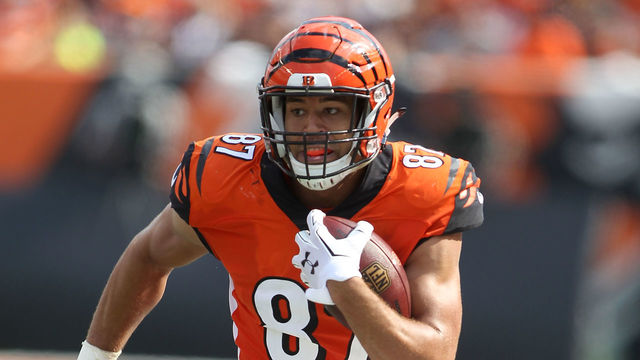 CINCINNATI, OH - OCTOBER 7: C.J. Uzomah #87 of the Cincinnati Bengals runs the ball up the sideline during the third quarter of the game against the Cincinnati Bengals at Paul Brown Stadium on October 7, 2018 in Cincinnati, Ohio.