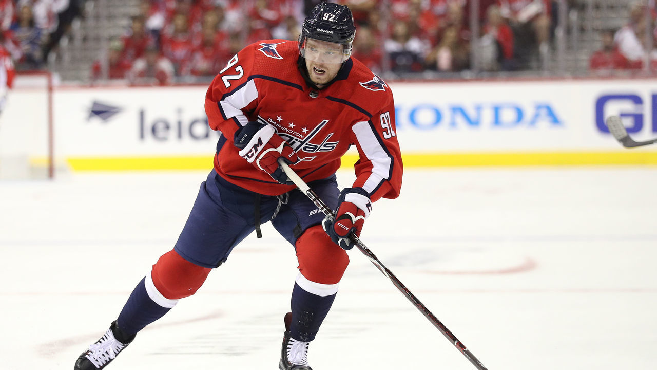 WASHINGTON, DC - OCTOBER 03: Evgeny Kuznetsov #92 of the Washington Capitals skates with the puck against the Boston Bruins during second period at Capital One Arena on October 3, 2018 in Washington, DC.