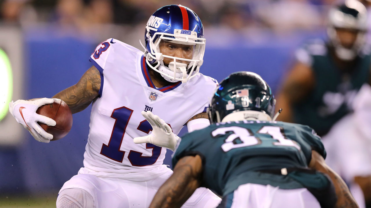 EAST RUTHERFORD, NJ - OCTOBER 11: Odell Beckham #13 of the New York Giants attempts to get by Jalen Mills #31 of the Philadelphia Eagles during the first quarter at MetLife Stadium on October 11, 2018 in East Rutherford, New Jersey.