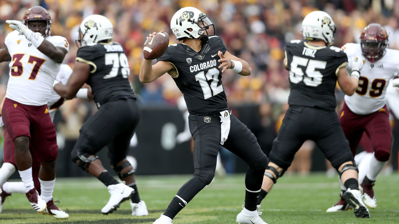 BOULDER, CO - OCTOBER 06: Quarterback Steven Montez #12 of the Colorado Buffaloes throws in the first quarter against the Arizona State Sun Devils at Folsom Field on October 6, 2018 in Boulder, Colorado.