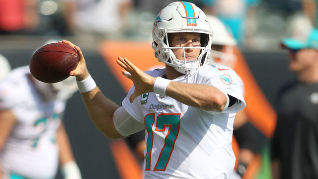 CINCINNATI, OH - OCTOBER 7: Ryan Tannehill #17 of the Miami Dolphins warms up prior to the start of the game against the Cincinnati Bengals at Paul Brown Stadium on October 7, 2018 in Cincinnati, Ohio.