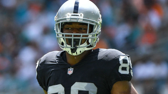MIAMI, FL - SEPTEMBER 23: Amari Cooper #89 of the Oakland Raiders in action during the game against the Miami Dolphins at Hard Rock Stadium on September 23, 2018 in Miami, Florida.