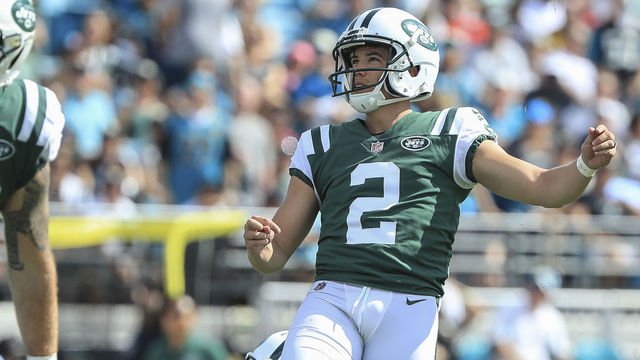 JACKSONVILLE, FL - SEPTEMBER 30: Jason Myers #2 of the New York Jets watches his kick during the second half against the Jacksonville Jaguars at TIAA Bank Field on September 30, 2018 in Jacksonville, Florida.