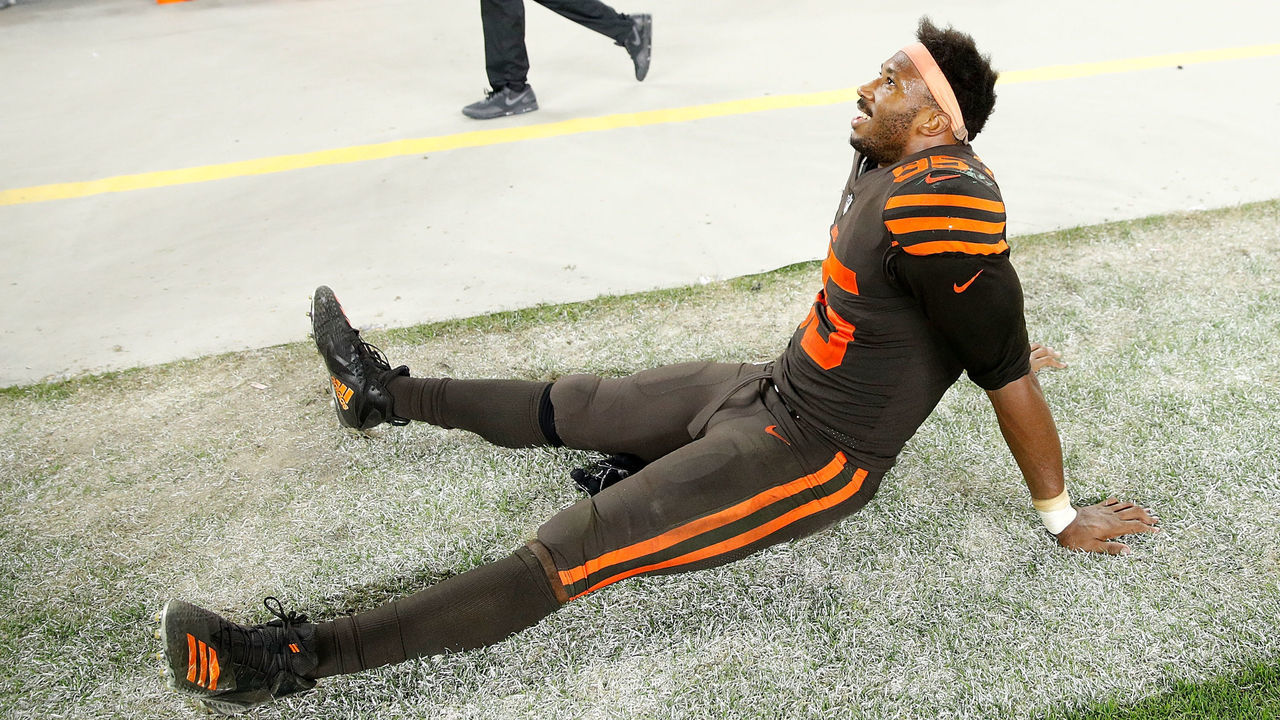 CLEVELAND, OH - SEPTEMBER 20: Myles Garrett #95 of the Cleveland Browns celebrates after a 21-17 win over the New York Jets at FirstEnergy Stadium on September 20, 2018 in Cleveland, Ohio.