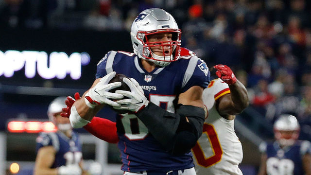 FOXBOROUGH, MA - OCTOBER 14: Rob Gronkowski #87 of the New England Patriots makes a catch in the fourth quarter to put the team in field-goal range against the Kansas City Chiefs in the fourth quarter at Gillette Stadium on October 14, 2018 in Foxborough, Massachusetts.
