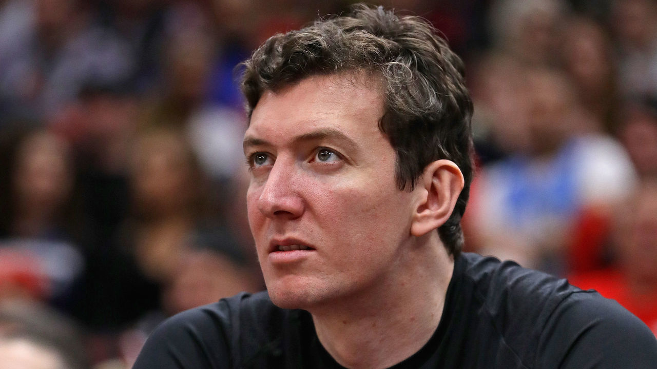 CHICAGO, IL - FEBRUARY 09: Omer Asik #3 of the Chicago Bulls watches from the bench as his teammates take on the Minnesota Timberwolves at the United Center on February 9, 2018 in Chicago, Illinois. The Bulls defeated the Timberwolves 114-113.