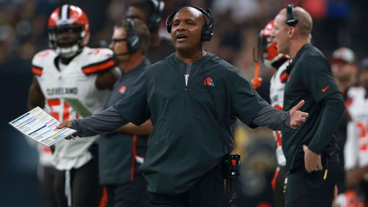 NEW ORLEANS, LA - SEPTEMBER 16: Head coach Hue Jackson of the Cleveland Browns reacts on the sidelines during the second quarter against the New Orleans Saints at Mercedes-Benz Superdome on September 16, 2018 in New Orleans, Louisiana.