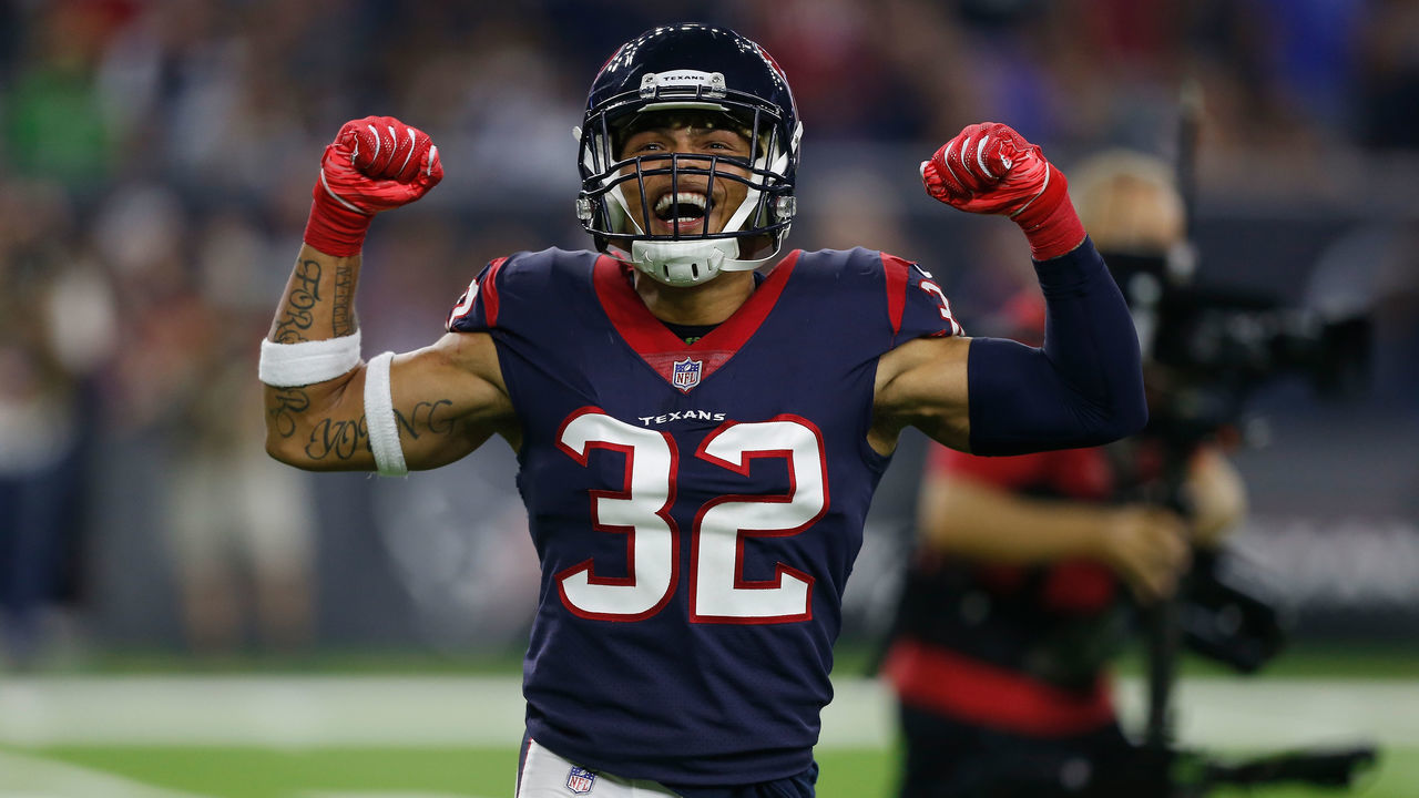 HOUSTON, TX - OCTOBER 07: Tyrann Mathieu #32 of the Houston Texans celebrates a stop against the Dallas Cowboys in the second quarter at NRG Stadium on October 7, 2018 in Houston, Texas.