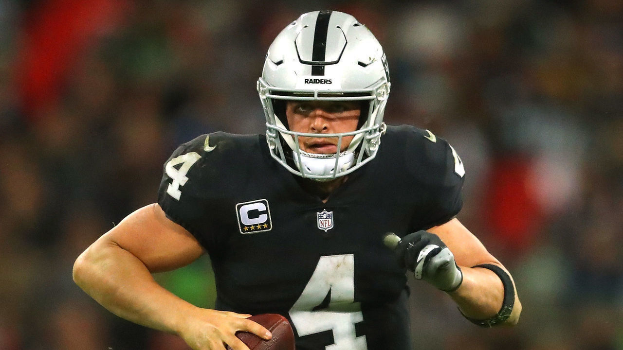 LONDON, ENGLAND - OCTOBER 14: Derek Carr of the Oakland Raiders in action during the NFL International Series game between Seattle Seahawks and Oakland Raiders at Wembley Stadium on October 14, 2018 in London, England.