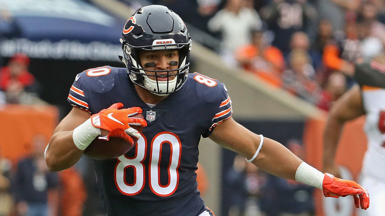 CHICAGO, IL - SEPTEMBER 30: Trey Burton #80 of the Chicago Bears runs for a first down against the Tampa Bay Buccaneers at Soldier Field on September 30, 2018 in Chicago, Illinois. The Bears defeated the Buccaneers 48-10.