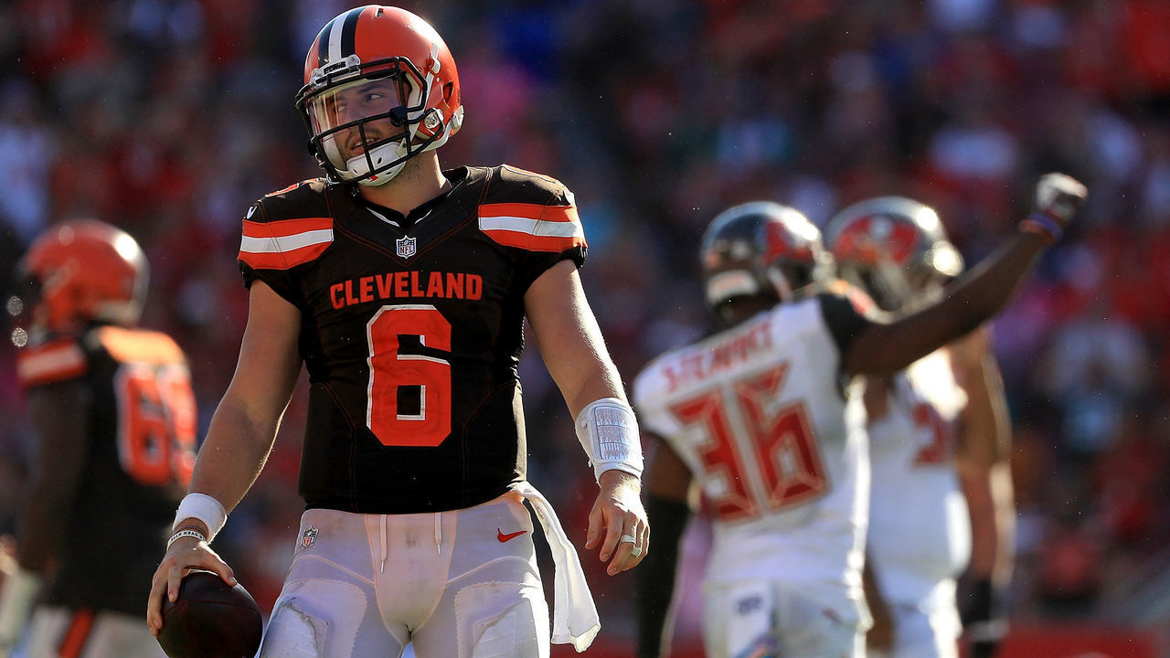 TAMPA, FL - OCTOBER 21: Baker Mayfield #6 of the Cleveland Browns reacts to a play during a game against the Tampa Bay Buccaneers at Raymond James Stadium on October 21, 2018 in Tampa, Florida.