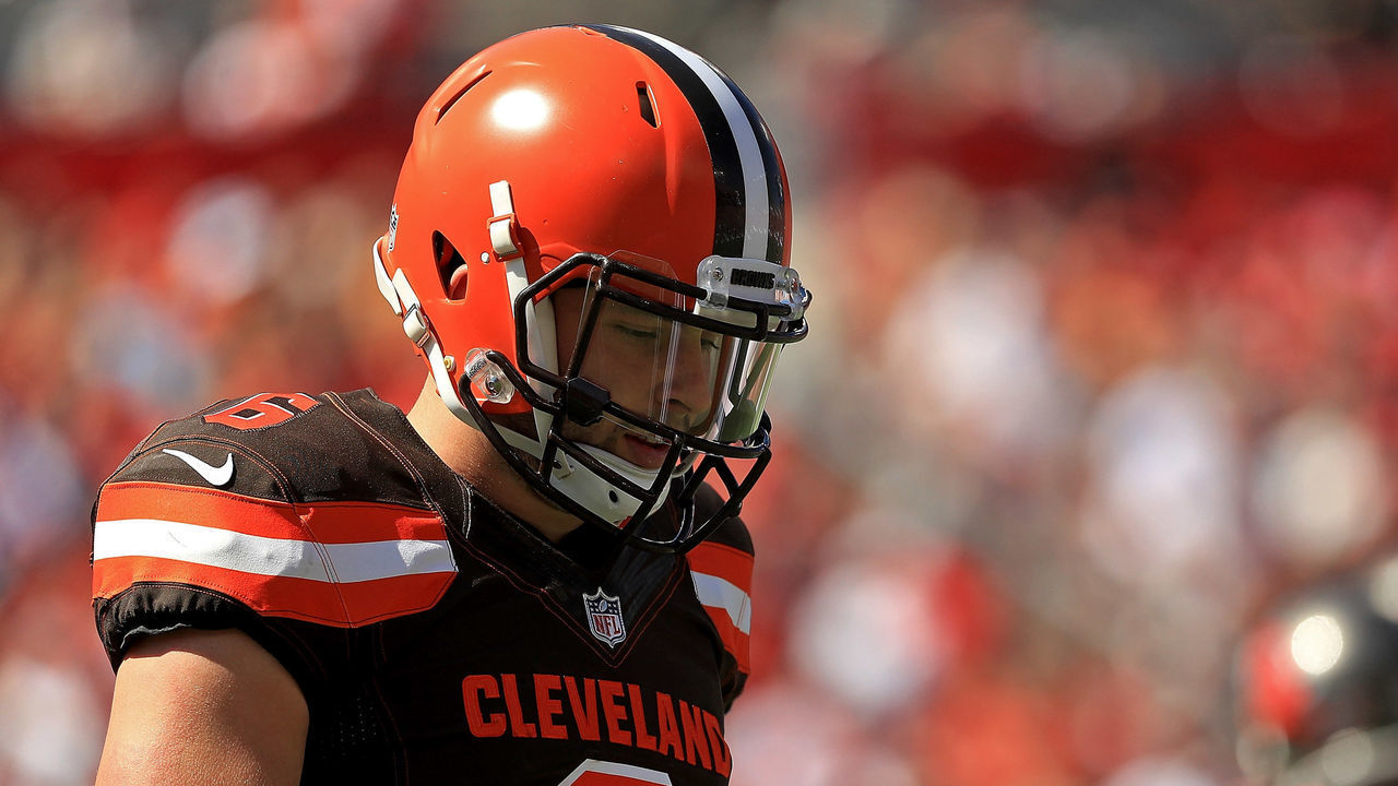 TAMPA, FL - OCTOBER 21: Baker Mayfield #6 of the Cleveland Browns looks on during a game against the Tampa Bay Buccaneers at Raymond James Stadium on October 21, 2018 in Tampa, Florida.