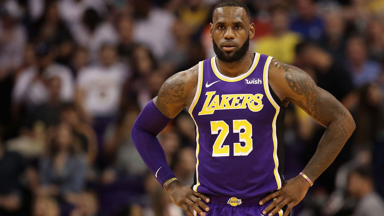 PHOENIX, AZ - OCTOBER 24: LeBron James #23 of the Los Angeles Lakers stands on the court during the first half of the NBA game against the Phoenix Suns at Talking Stick Resort Arena on October 24, 2018 in Phoenix, Arizona.