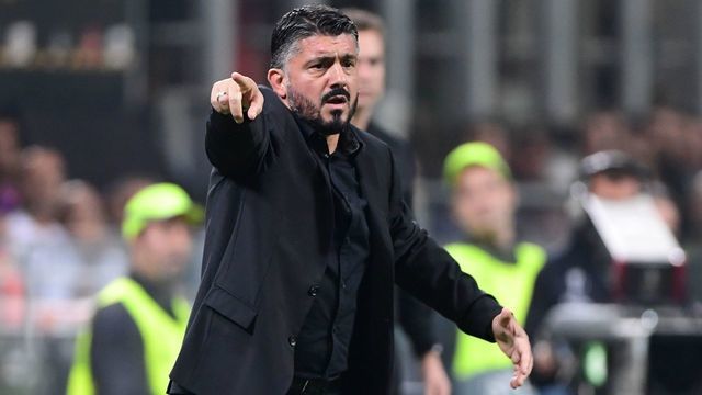 AC Milan's Italian coach Gennaro Gattuso gives instructions during the UEFA Europa League group F stage football match AC Milan vs Real Betis on October 25, 2018 at the San Siro stadium in Milan.