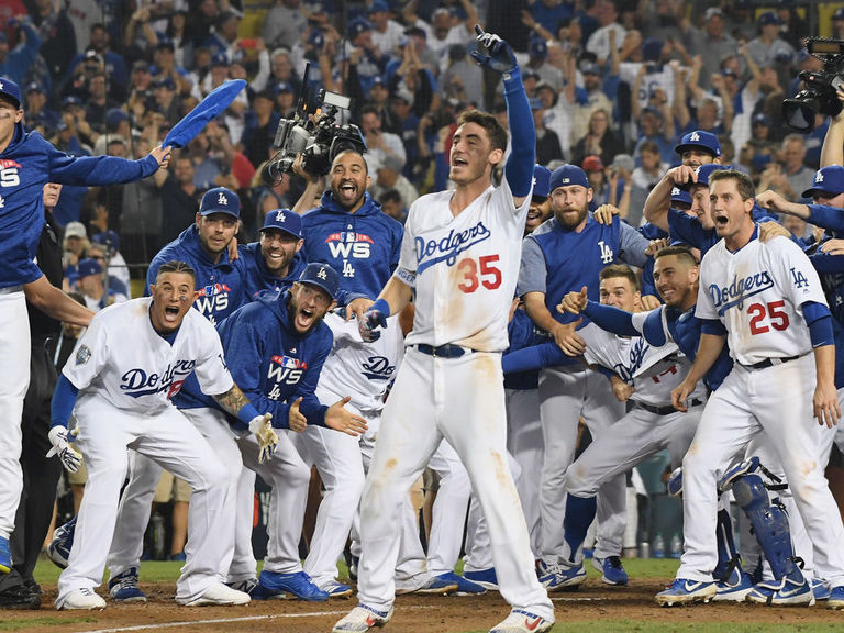 Dodgers Outlast Red Sox In 18-inning Game 3 | TheScore.com