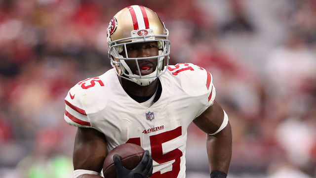 GLENDALE, AZ - OCTOBER 01: Wide receiver Pierre Garcon #15 of the San Francisco 49ers runs with the football during the NFL game against the Arizona Cardinals at the University of Phoenix Stadium on October 1, 2017 in Glendale, Arizona.