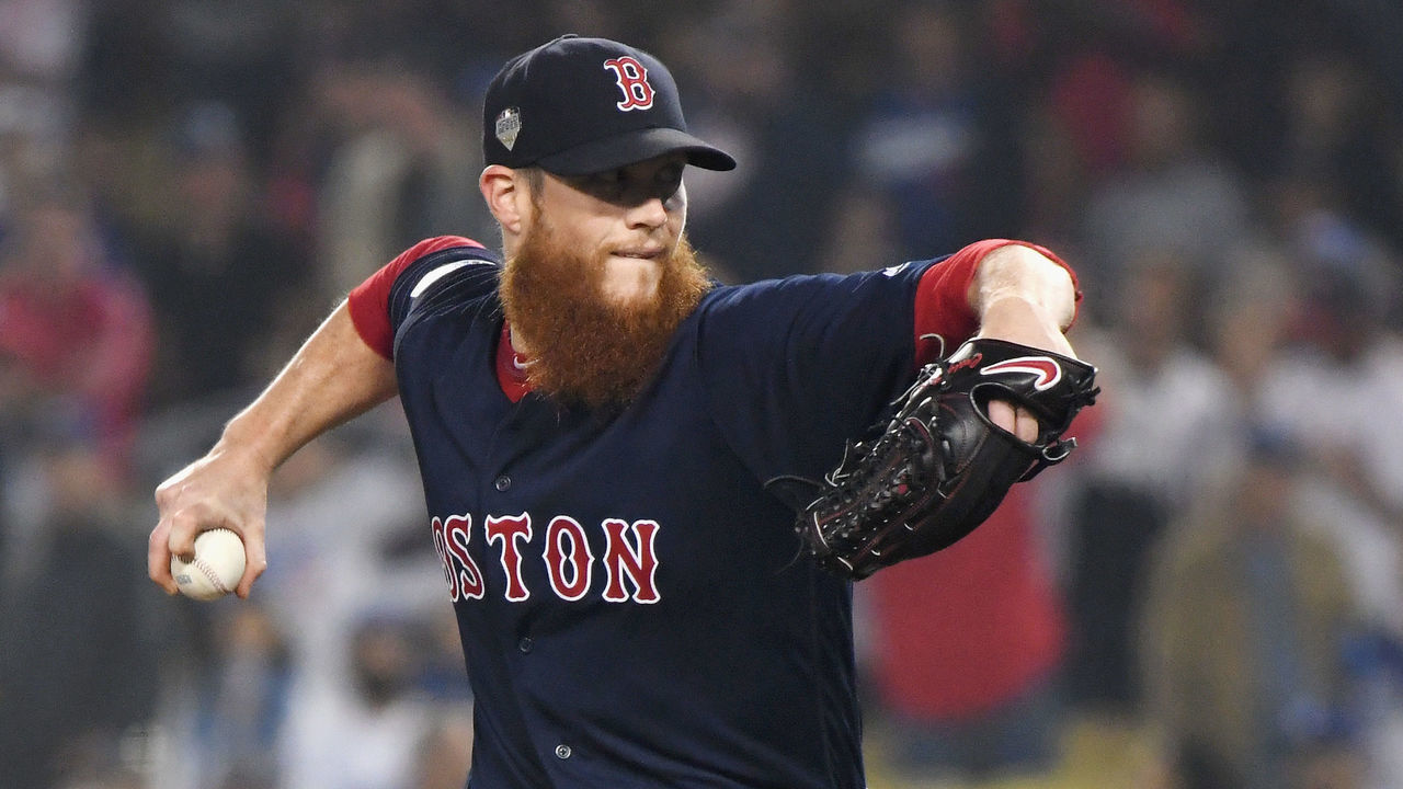 LOS ANGELES, CA - OCTOBER 27: Closing pitcher Craig Kimbrel #46 of the Boston Red Sox pitches in the ninth inning in Game Four of the 2018 World Series against the Los Angeles Dodgers at Dodger Stadium on October 27, 2018 in Los Angeles, California.