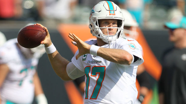 CINCINNATI, OH - OCTOBER 7: Ryan Tannehill #17 of the Miami Dolphins warms up prior to the start of the game against the Cincinnati Bengals at Paul Brown Stadium on October 7, 2018 in Cincinnati, Ohio.