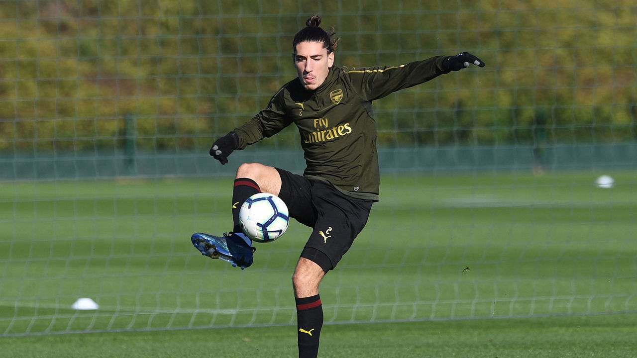 ST ALBANS, ENGLAND - OCTOBER 21: Hector Bellerin of Arsenal during the Arsenal Training Session at London Colney on October 21, 2018 in St Albans, England.