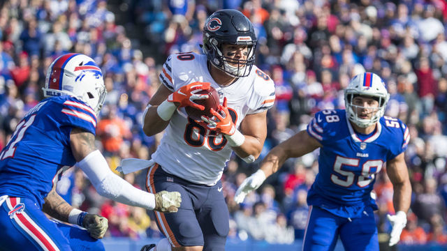 ORCHARD PARK, NY - NOVEMBER 04: Trey Burton #80 of the Chicago Bears makes a first down reception during the second quarter against the Buffalo Bills at New Era Field on November 4, 2018 in Orchard Park, New York.