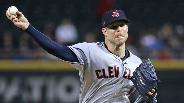 CHICAGO, IL - SEPTEMBER 24: Starting pitcher Corey Kluber #28 of the Cleveland Indians delivers the ball aginst the Chicago White Sox at Guaranteed Rate Field on September 24, 2018 in Chicago, Illinois.