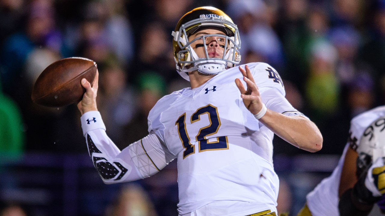 EVANSTON, IL - NOVEMBER 03: Notre Dame Fighting Irish quarterback Ian Book (12) passes the ball during a college football game between the Notre Dame Fighting Irish and the Northwestern Wildcats on November 03, 2018, at Ryan Field in Evanston, IL.