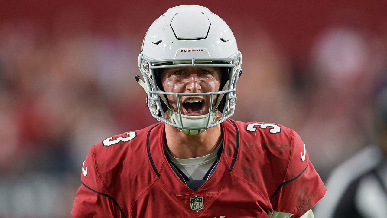 GLENDALE, AZ - OCTOBER 28: Arizona Cardinals quarterback Josh Rosen (3) reacts and celebrates with teammates after throwing a touchdown pass to Arizona Cardinals wide receiver Christian Kirk (13) in the fourth quarter of game action during an NFL game between the Arizona Cardinals and the San Francisco 49ers on October 28, 2018 at State Farm Stadium in Glendale, Arizona.